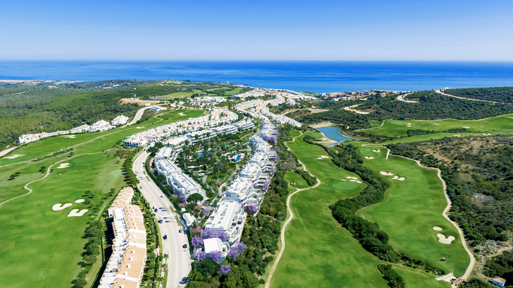 Byty v klidné lokalitě u golfu s výhledem na Gibraltar